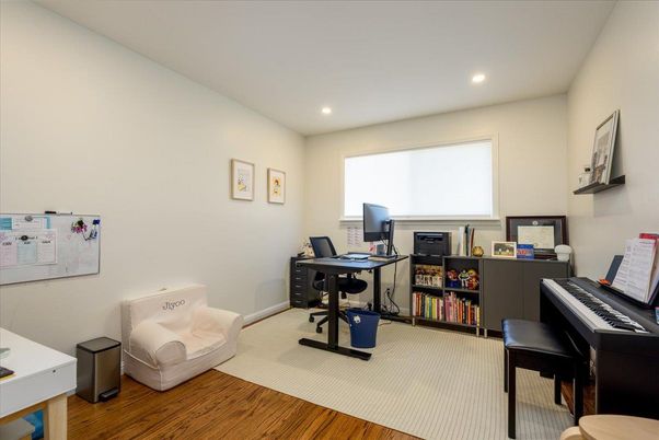 Home Office, Interior, Piano, Recessed Lighting, Wood Texture Flooring