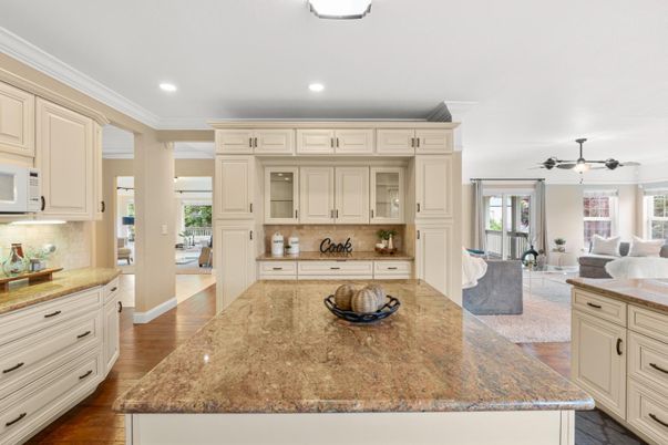 Interior, Kitchen, Living room, Recessed Lighting, Wood Texture Flooring