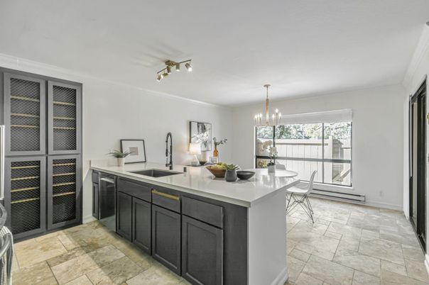 Dining room, Interior, Kitchen, Pendant Lights