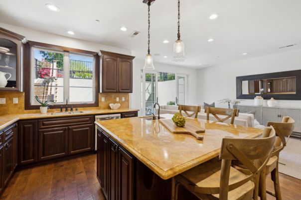 Dining room, Interior, Kitchen, Pendant Lights, Recessed Lighting, Wood Texture Flooring