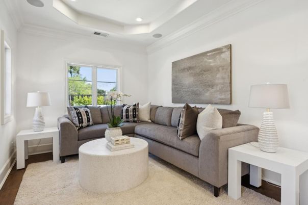 Interior, Living room, Recessed Lighting, Wood Texture Flooring