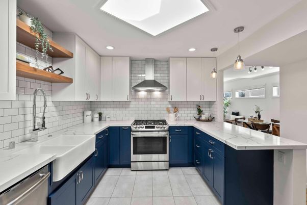 Interior, Kitchen, Pendant Lights, Recessed Lighting, Stainless Steel Appliances