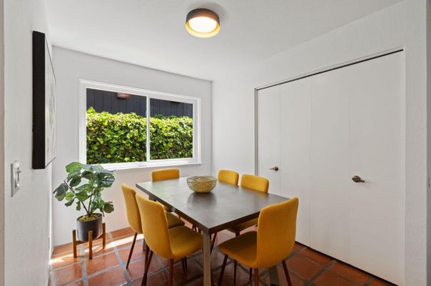Dining room, Interior