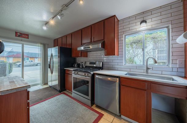Interior, Kitchen, Stainless Steel Appliances