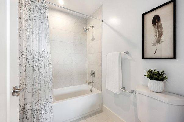 Bathroom, Interior, Recessed Lighting