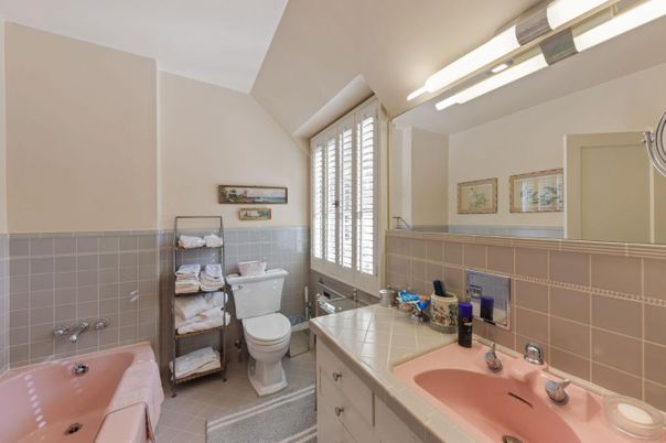 Bathroom, Dual Sink Vanities, Interior, Tile Countertops