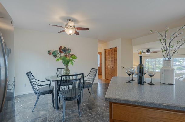 Dining room, Interior