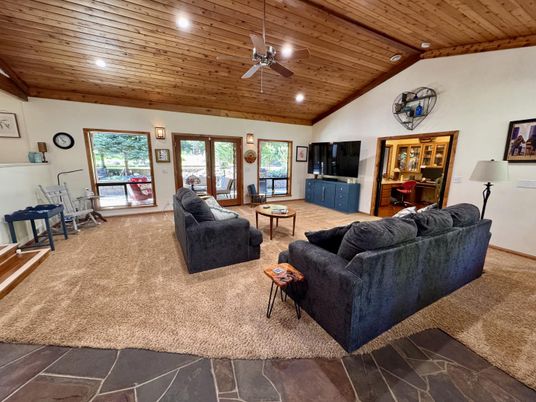Interior, Living room, Recessed Lighting, Wooden Beams, Wooden Ceilings