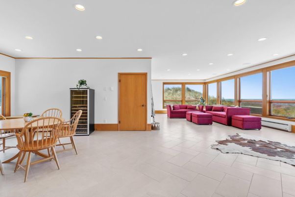 Dining room, Interior, Living room, Recessed Lighting