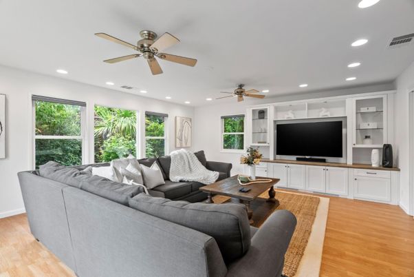 Interior, Living room, Recessed Lighting, Wood Texture Flooring