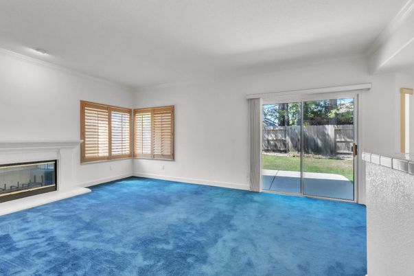 Empty room, Fireplace, Interior