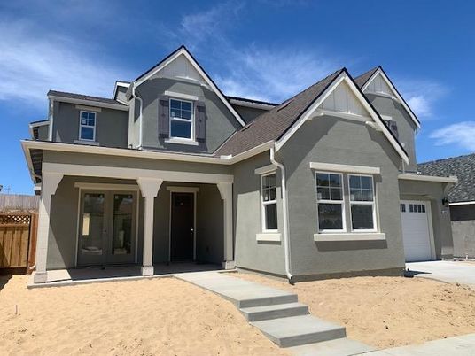 Attached, Exterior, Facade, American Craftsman
