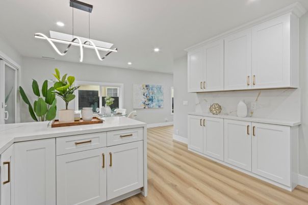 Interior, Kitchen, Pendant Lights, Recessed Lighting, Wood Texture Flooring