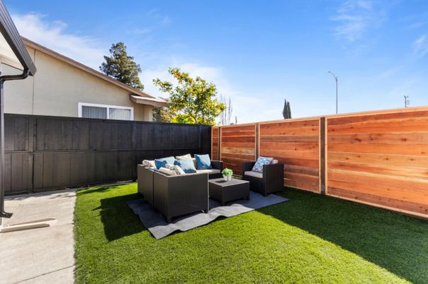 Backyard, Exterior