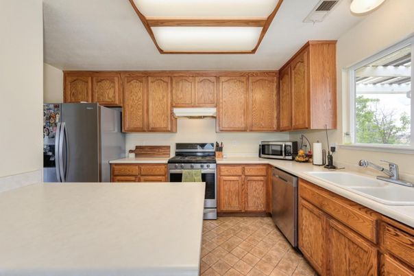 Interior, Kitchen, Stainless Steel Appliances