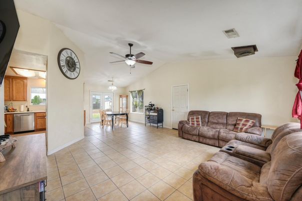 Dining room, Interior, Kitchen, Living room