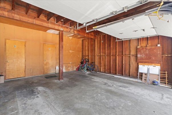 Garage, Interior, Wooden Walls