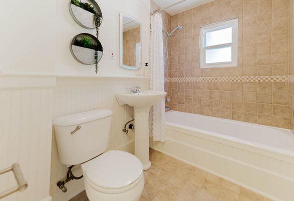 Bathroom, Interior