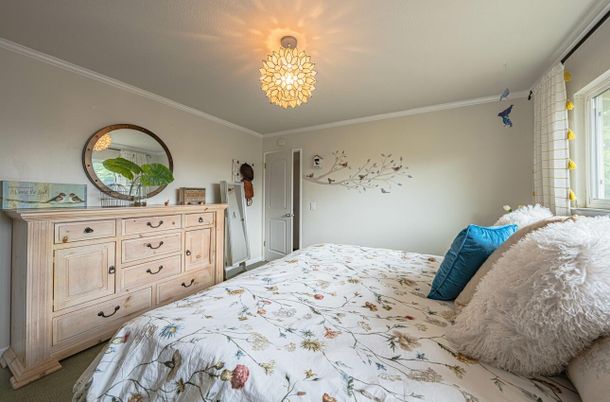 Bedroom, Chandelier, Interior