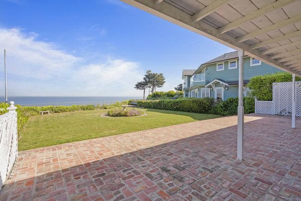 Backyard, Exterior, Water