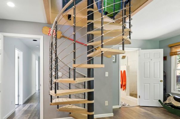 Interior, Recessed Lighting, Wood Texture Flooring