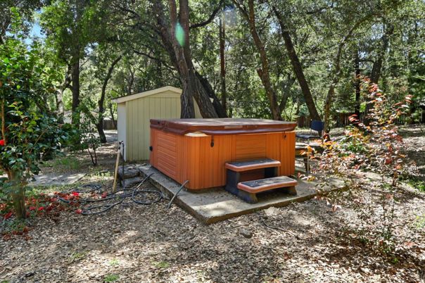 Exterior, Hot Tub