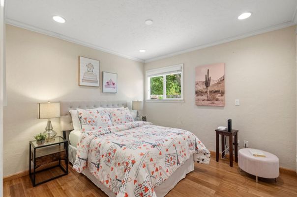 Bedroom, Interior, Recessed Lighting, Wood Texture Flooring
