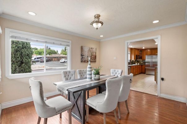 Dining room, Interior, Kitchen, Recessed Lighting, Stainless Steel Appliances, Wood Texture Flooring