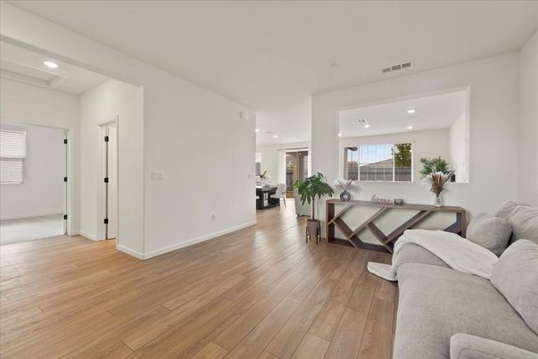 Interior, Recessed Lighting, Wood Texture Flooring