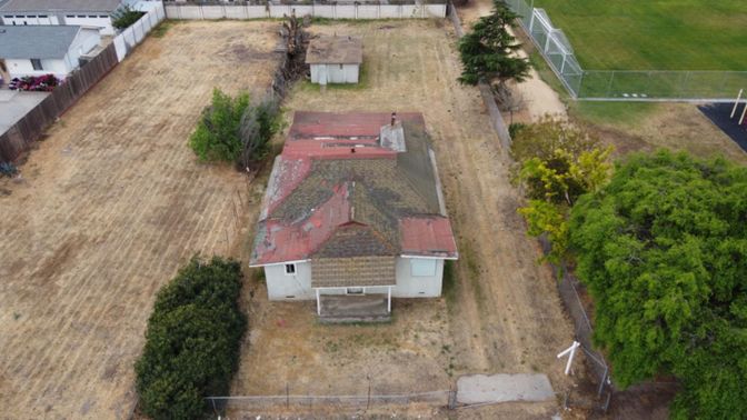 Exterior, Drone