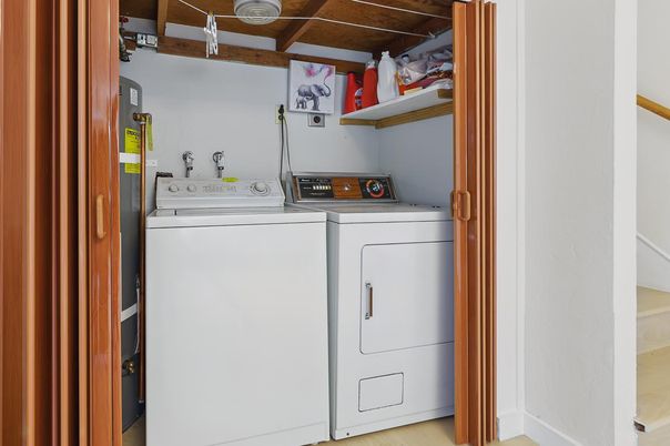 Interior, Utility Closets, Washer