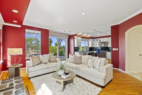 Interior, Kitchen, Living room, Pendant Lights, Recessed Lighting, Wood Texture Flooring