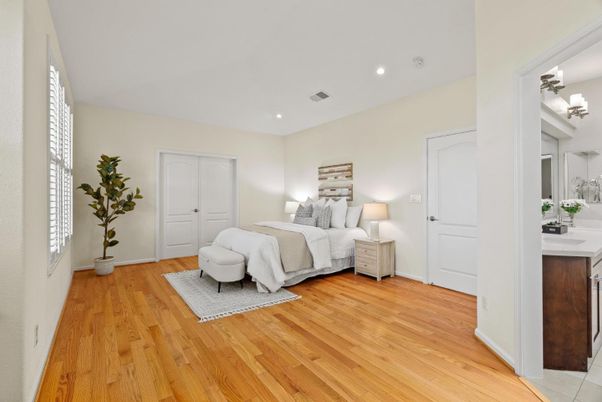 Bedroom, Interior, Recessed Lighting, Wood Texture Flooring