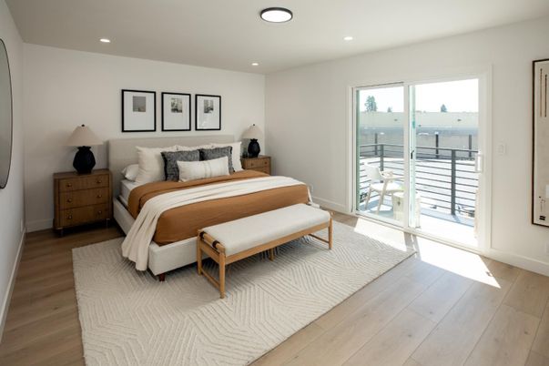 Bedroom, Interior, Recessed Lighting, Water, Wood Texture Flooring