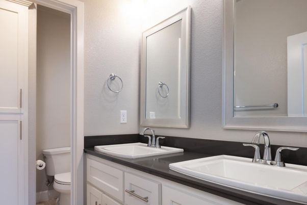 Bathroom, Dual Sink Vanities, Interior