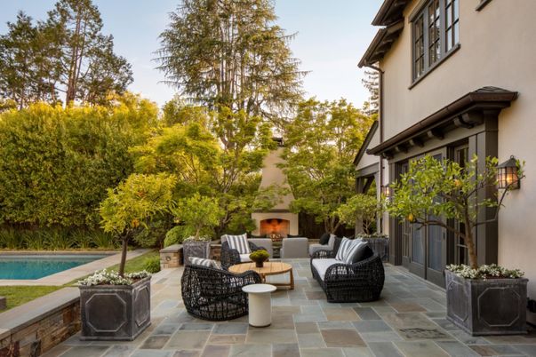 Exterior, Fireplace, Pool