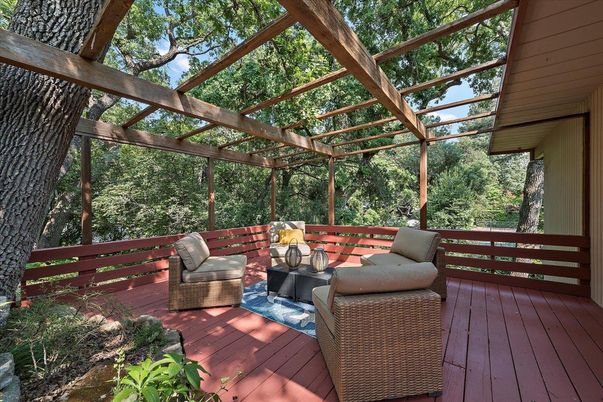 Exterior, Glass Ceilings, Sun Room