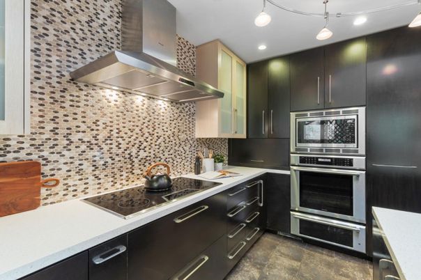 Interior, Kitchen, Pendant Lights, Recessed Lighting, Stainless Steel Appliances