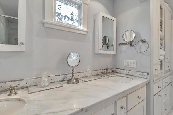 Bathroom, Dual Sink Vanities, Interior, Tile Countertops