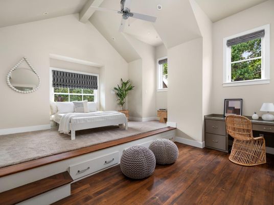 Bathroom, Free Standing Baths, Interior