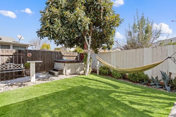 Backyard, Exterior, Hot Tub