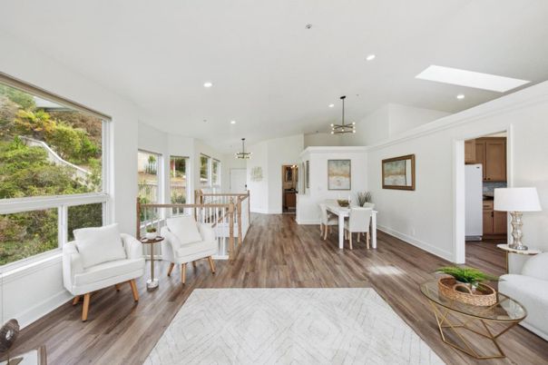 Dining room, Interior, Living room, Pendant Lights, Recessed Lighting, Wood Texture Flooring
