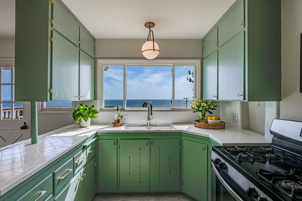 Interior, Kitchen, Tile Countertops, Water