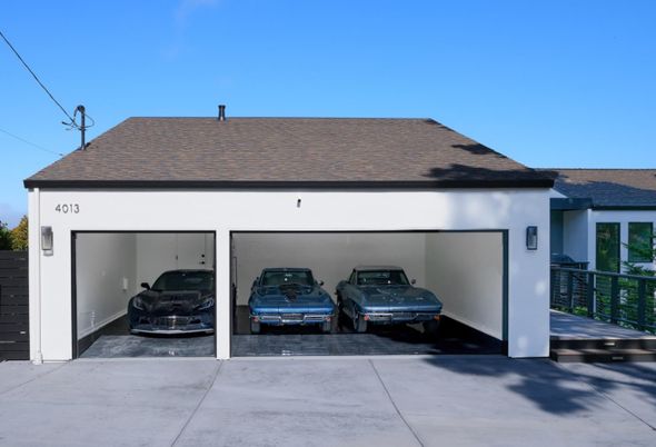 Detached Garage, Exterior