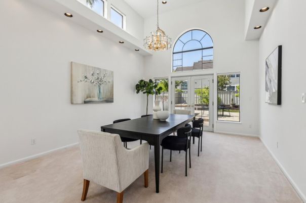 Dining room, Interior, Pendant Lights, Recessed Lighting