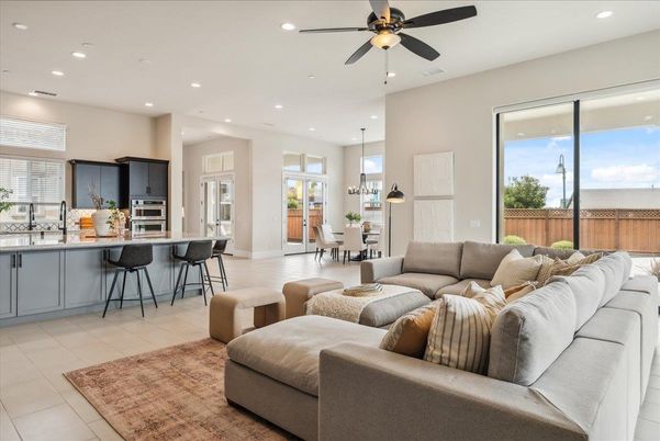 Dining room, Interior, Kitchen, Living room, Pendant Lights, Recessed Lighting, Stainless Steel Appliances