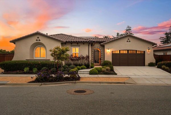Attached, Exterior, Facade, Spanish Mediterranean
