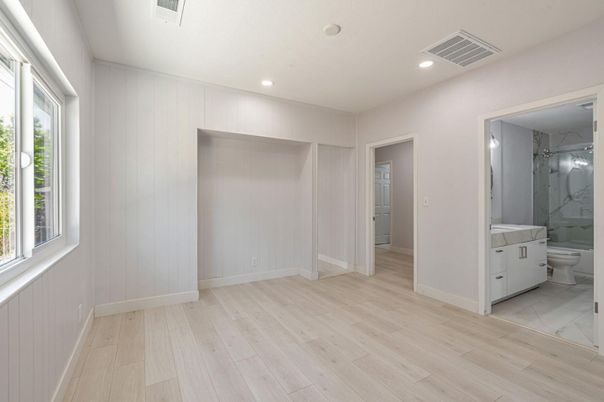 Bathroom, Interior, Marble Walls, Recessed Lighting, Wood Texture Flooring