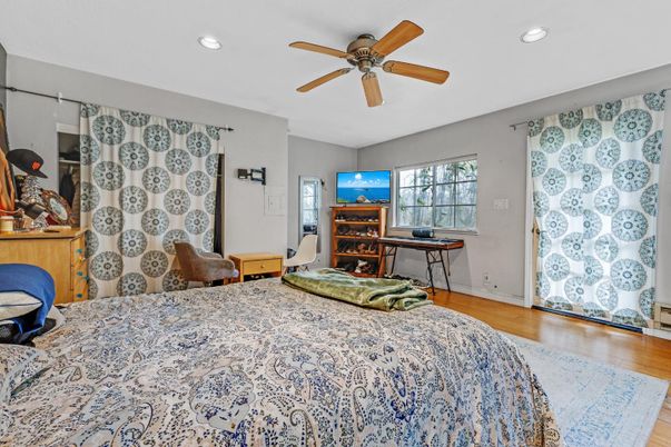 Bedroom, Interior, Recessed Lighting, Wood Texture Flooring