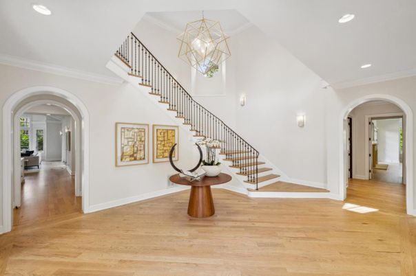 Interior, Pendant Lights, Recessed Lighting, Wood Texture Flooring